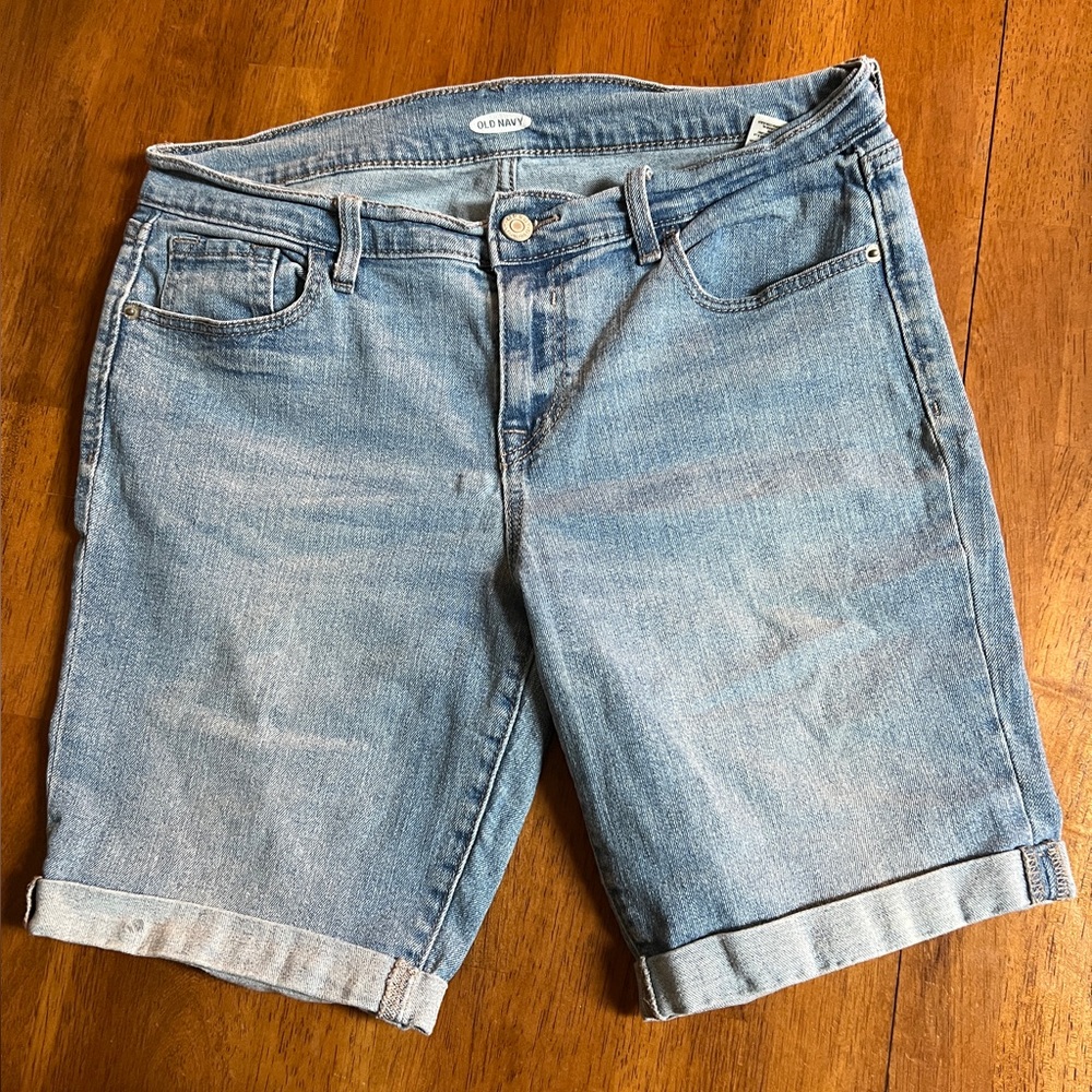 Old Navy denim shorts, size 6